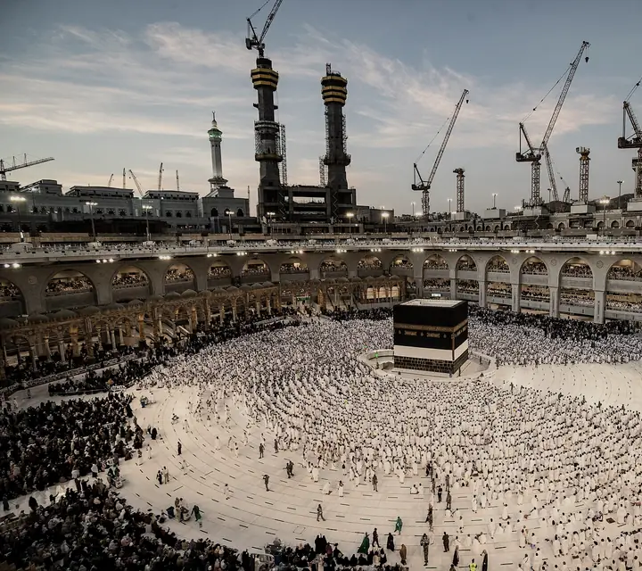 Pelataran Masjidil Haram dari atas